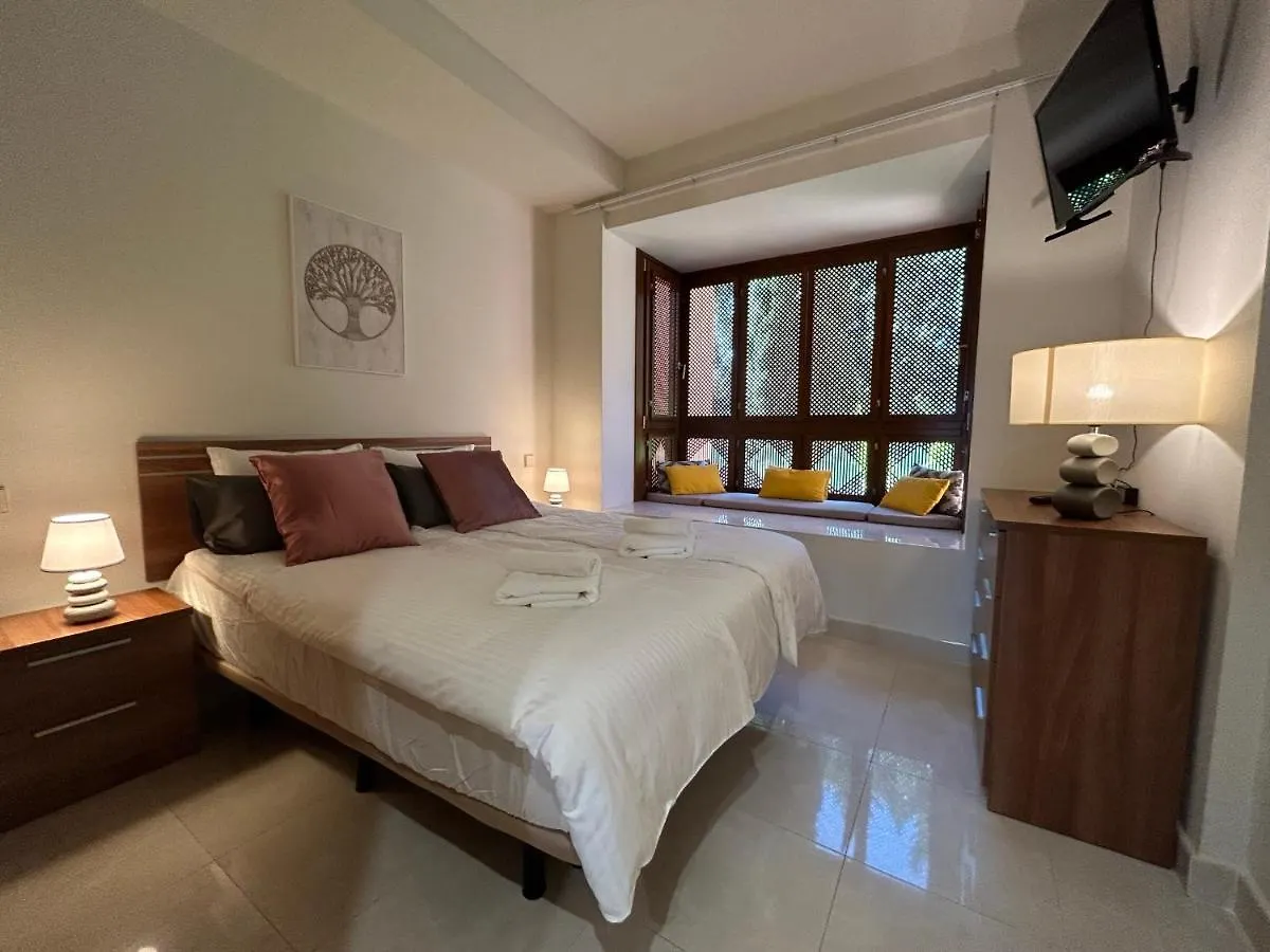 Sotoserena Pools & Tropical Garden Apartment With Sea View Estepona